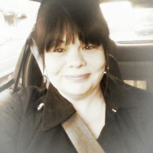 Meet your Posher, Leslie